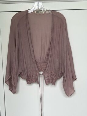 Montrez Women's Blush Blouse